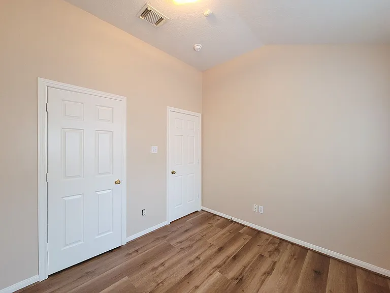 18446 S Wimbledon Dr — Photo 26