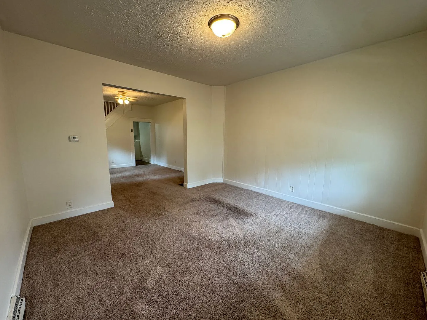 Coming Soon: 2 Bedroom/1 Bathroom Duplex Located At 2346 Coyner Ave. In Indianapolis, In — Photo 4