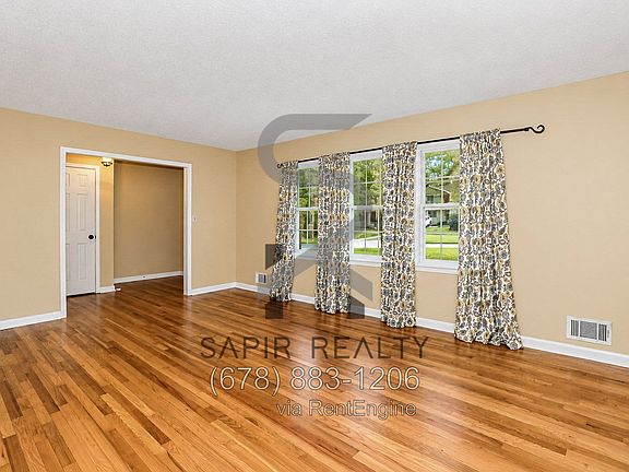 4th image of 3913 Cheru Dr