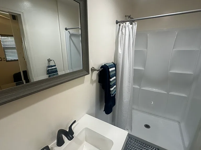 3971 N Golden Ave — Photo 11