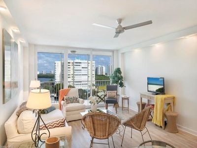 5 Bluebill Ave APT 808, Naples, FL, 34108