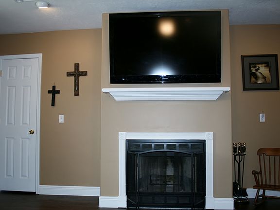 3rd image of 5704 Adair Dr