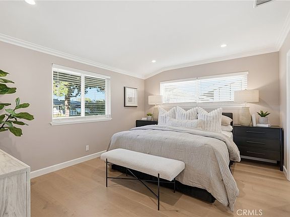 5th image of 27569 Longhill Dr
