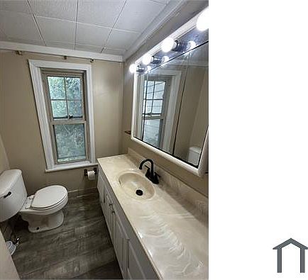 5th image of 207 Steuben St