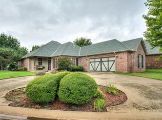 3923 Cottage Ln, Edmond, OK 73013