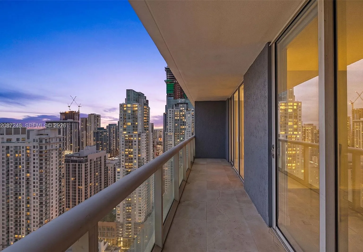 50 Biscayne Condo — Photo 2