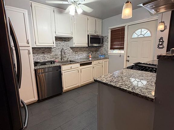 3rd image of 5929 Falkirk Rd