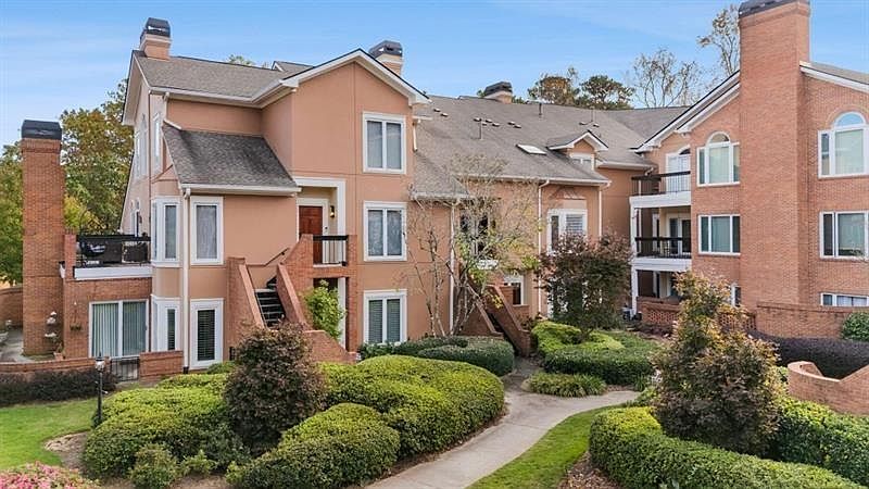 1st image of 5356 Brooke Ridge Dr