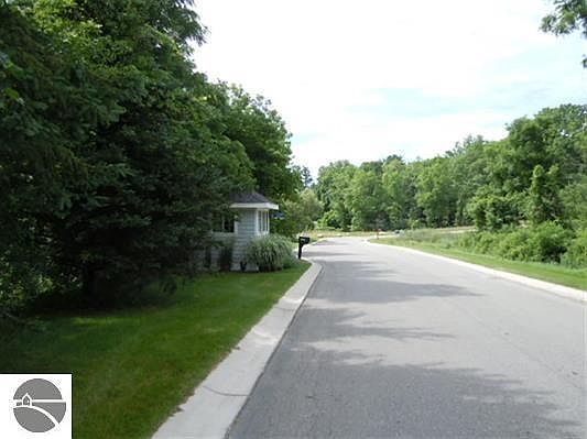 2nd image of 733 Incochee Woods Dr Lot 17