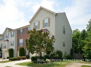 1520 Grosbeak Ct, Woodbridge, VA 22191