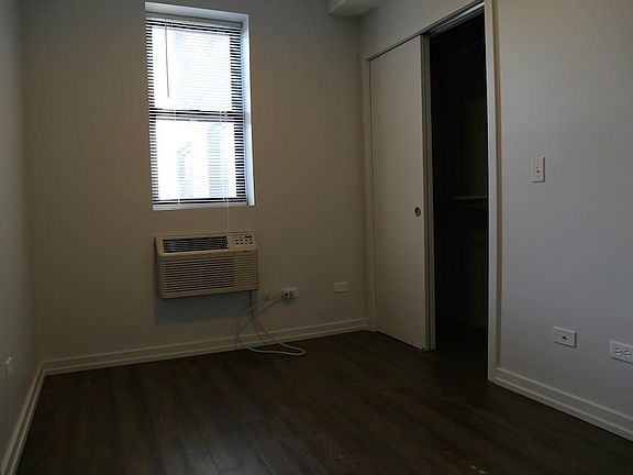 5th image of 5718 N Winthrop Ave APT 701