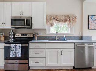 3822 S Corbett Ave, Portland, OR 97239