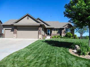 3908 N Manchester St, Maize, KS 67101