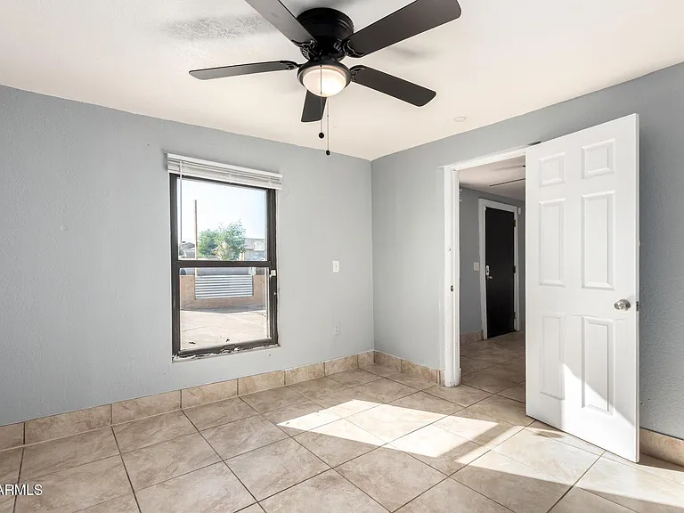 1920 W Tonto St #1 — Photo 19