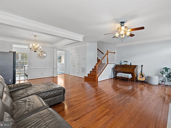 5th image of 15016 Danube Way