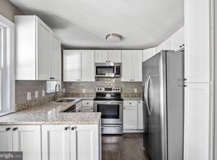 2617 E Maple St, Alexandria, VA 22306