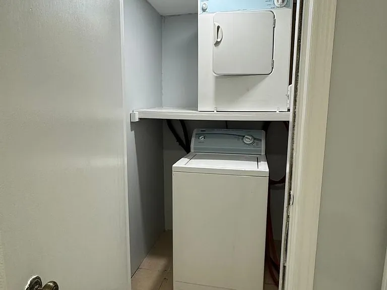 492 Raymerville Dr #BASEMENT — Photo 15