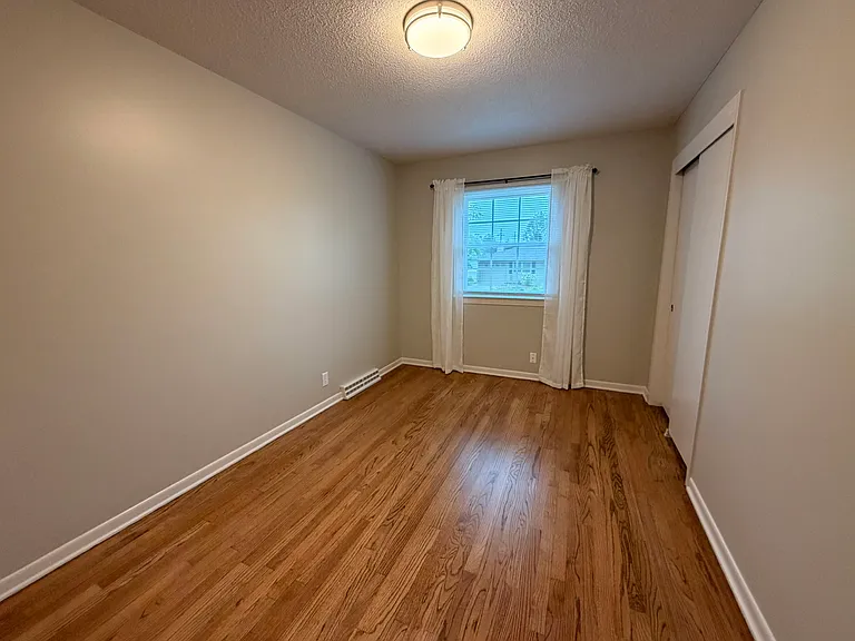 1216 Robin Dr — Photo 15
