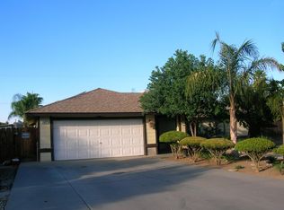 25811 Temple Dr, Madera, CA 93638