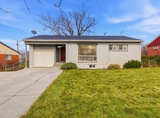 4694 S Ridgeline Dr, Washington Terrace, UT 84405