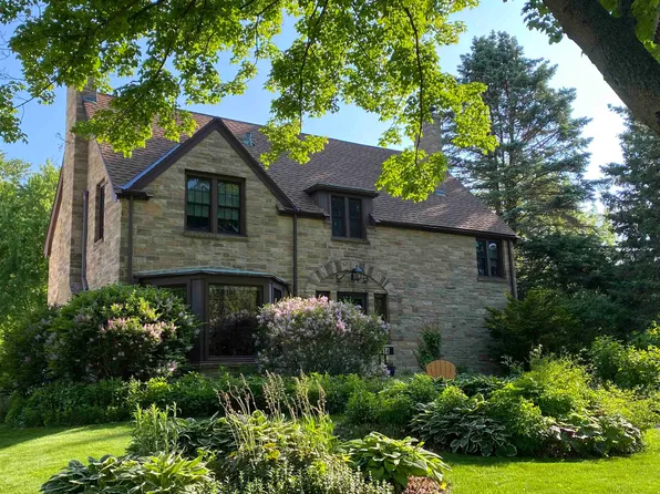 14 Lakewood Blvd, Madison, WI 53704