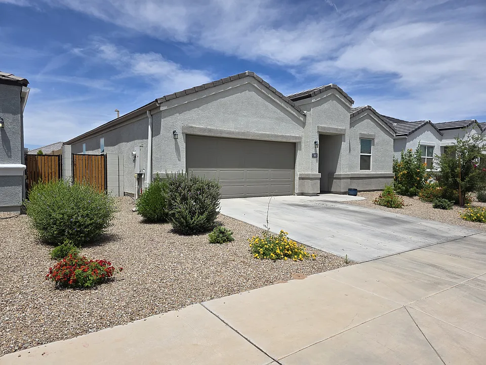 5082 E Diatomite Dr