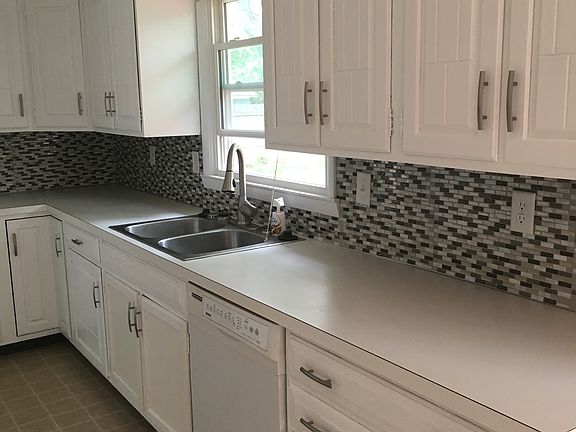 4th image of 6350 Cranston Pl