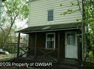 32 Spruce St, Wilkes Barre, PA 18702