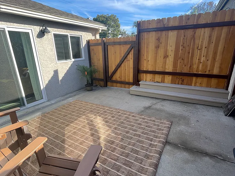3639 Ingraham St #1 — Photo 13