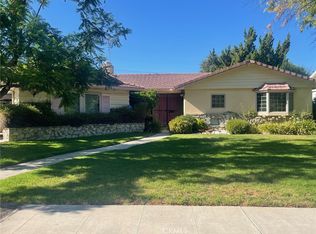 23439 Clarendon St, Woodland Hills, CA 91367