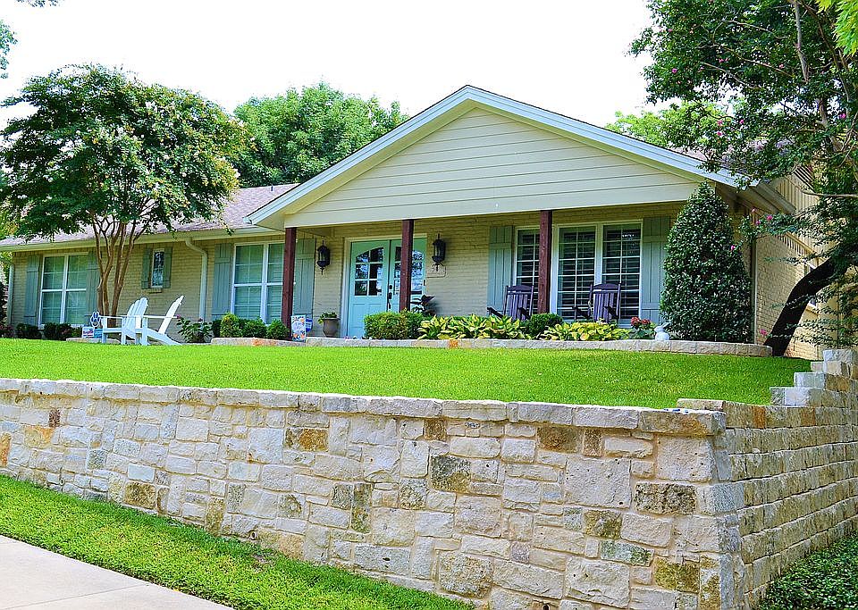 1st image of 29 Creekwood Cir