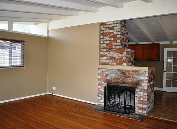 4th image of 710 Walnut Ln