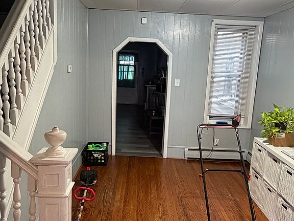 5th image of 511 N 10th St