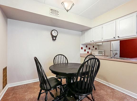 3rd image of 7509 175th St