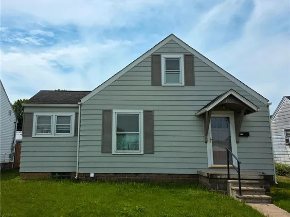 1309 Orange St, Coshocton, OH 43812