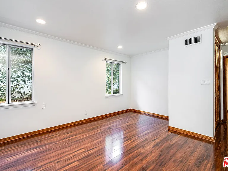 2924 Manning Ave — Photo 15