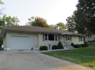 32 Mather St, Alton, IL 62002