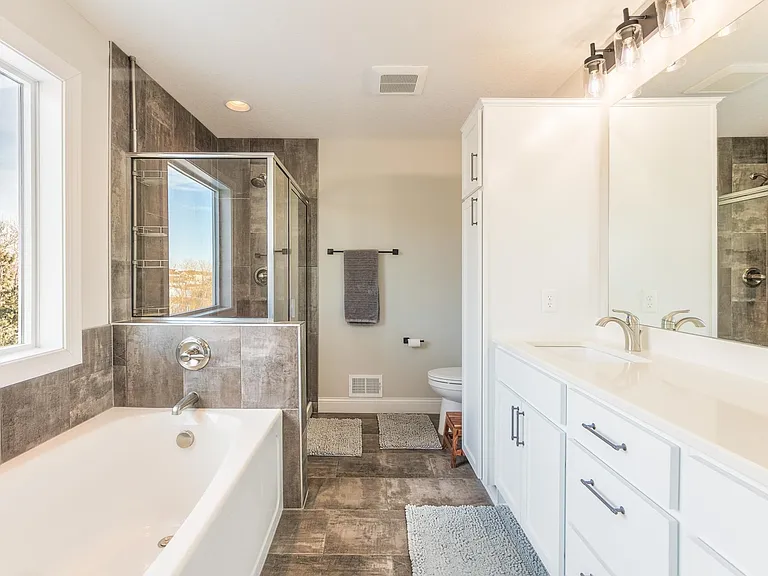6431 Alvarado Ln N — Photo 19