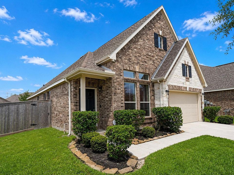 1st image of 19827 Chapel Valley Ct
