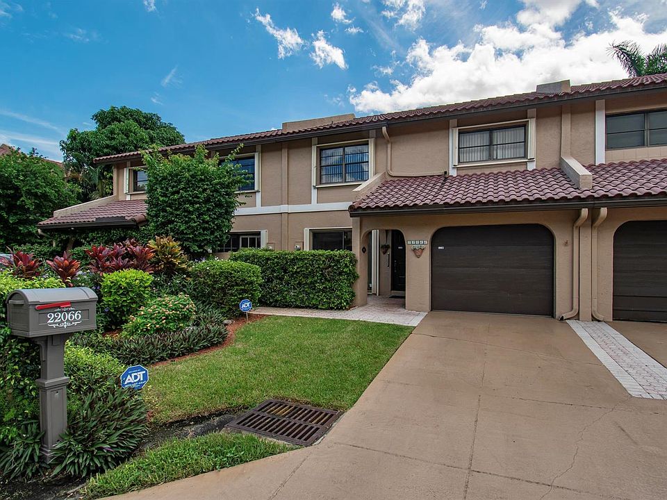 1st image of 22066 Las Brisas Cir