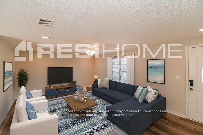 2650 Kenwood Dr E — Photo 2