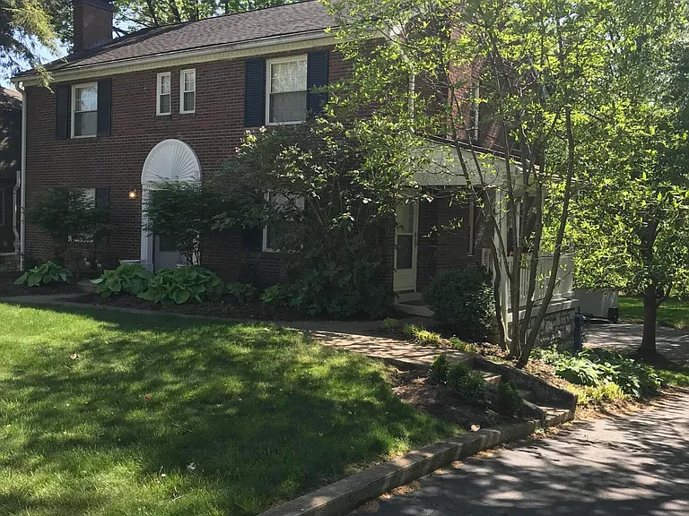 476 Bob O Link Dr #B — Photo 4