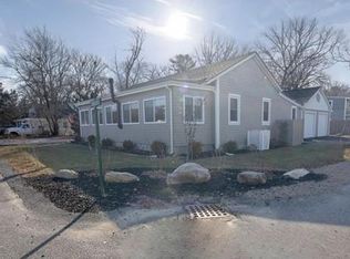 26 Oak St, Kingston, MA 02364