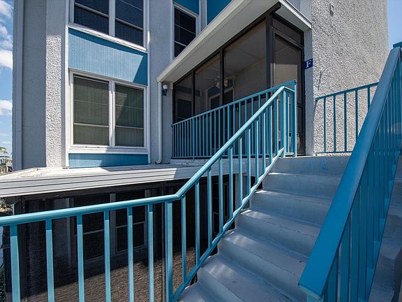 5th image of 171 Medallion Blvd APT F