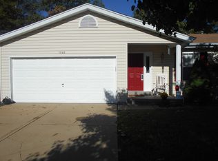 1988 Saint Johns Xing, Arnold, MO 63010