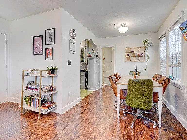 308 NW 24th St #B — Photo 15