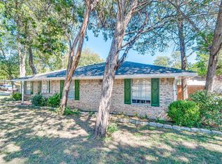 1023 Tower Dr, Cedar Hill, TX 75104