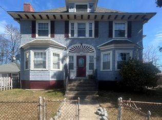 172 Central Ave, East Providence, RI 02914