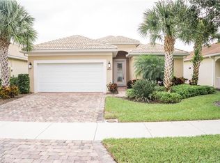 28015 Pisces Ln, Bonita Springs, FL 34135