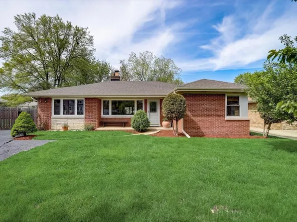 1319 Glendale St, Bensenville, IL 60106